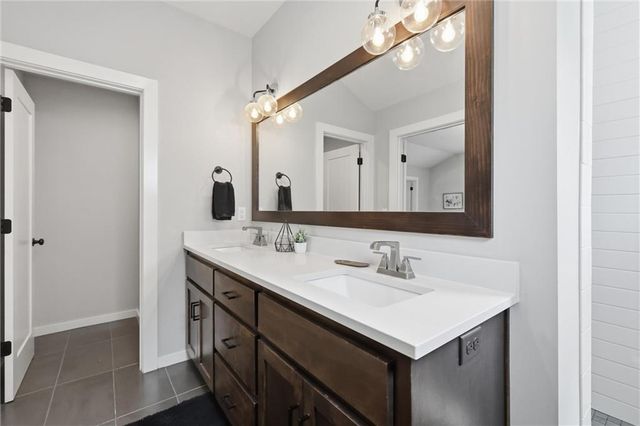 711 Corbin Terrace, Kansas City, MO 64111