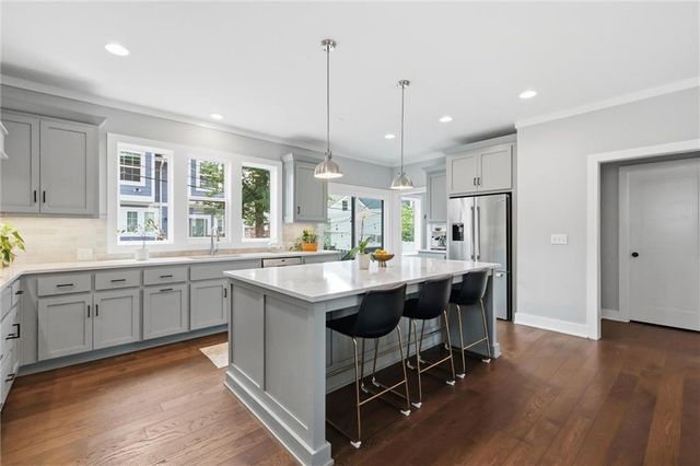 711 Corbin Terrace, Kansas City, MO 64111