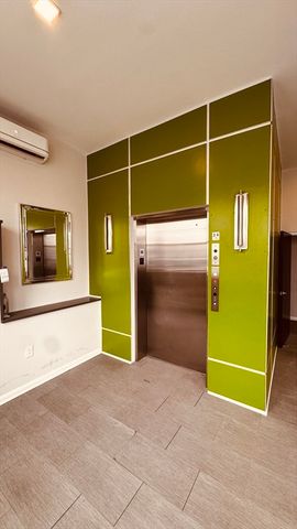 87 Parker St 403, Chelsea, MA 02150