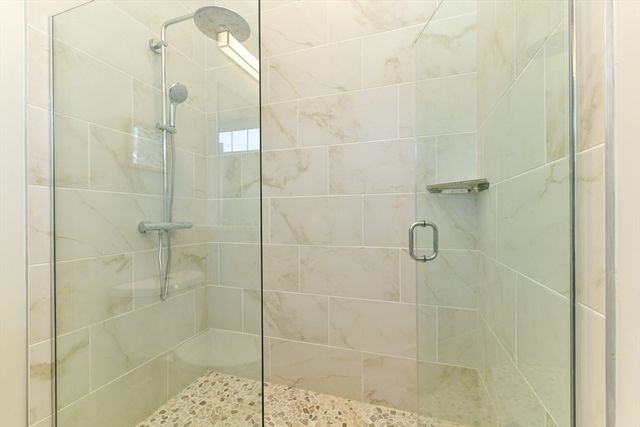 87 Parker St 403, Chelsea, MA 02150