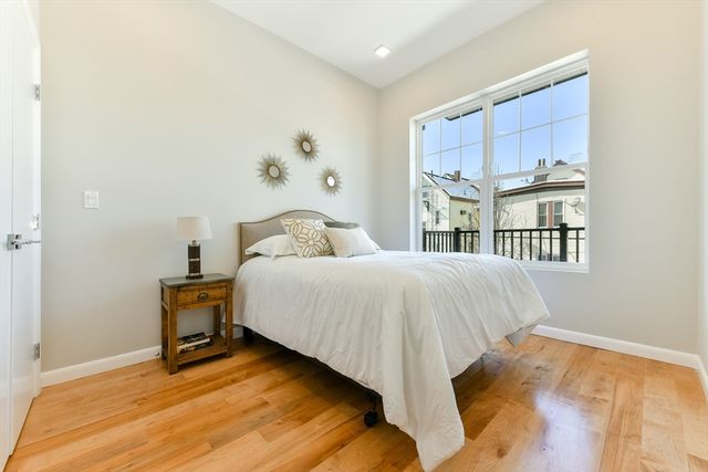 87 Parker St 403, Chelsea, MA 02150