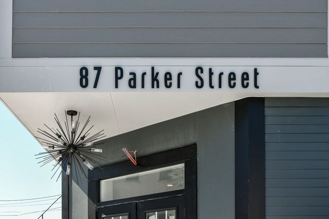 87 Parker St 403, Chelsea, MA 02150