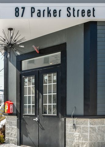 87 Parker St 403, Chelsea, MA 02150