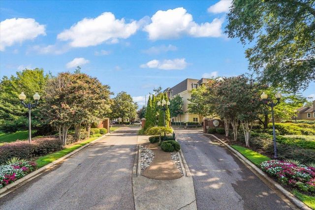 5400 Park Ave Apt 104, Memphis, TN 38119