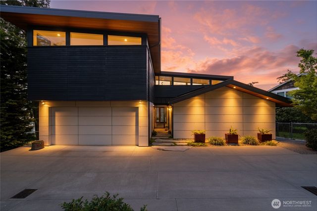 838 Sundown Lane, Camano Island, WA 98282