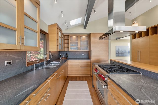 838 Sundown Lane, Camano Island, WA 98282
