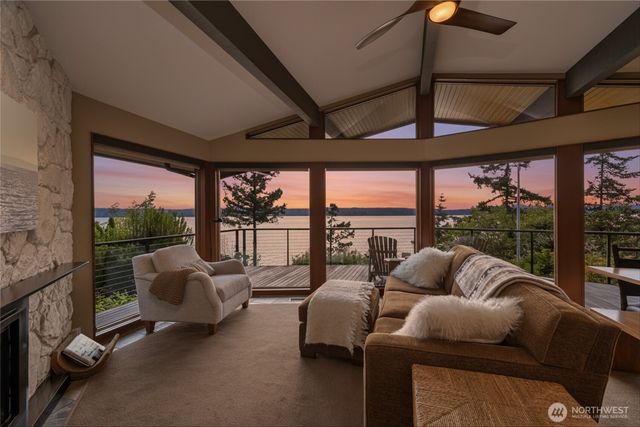 838 Sundown Lane, Camano Island, WA 98282