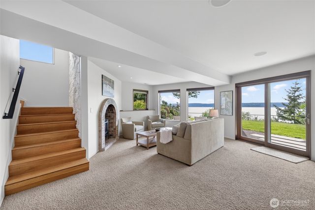 838 Sundown Lane, Camano Island, WA 98282