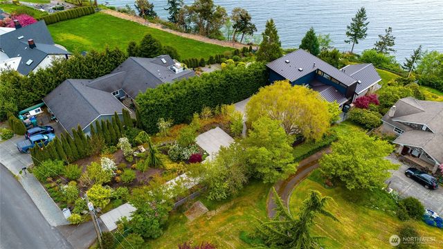 838 Sundown Lane, Camano Island, WA 98282