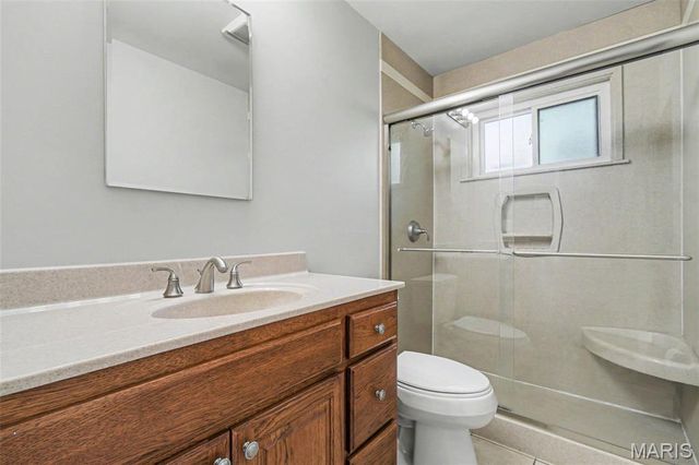 220 Francisca Drive, Florissant, MO 63031