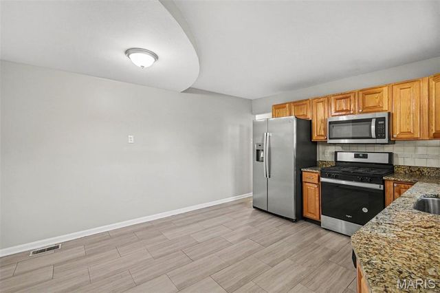 220 Francisca Drive, Florissant, MO 63031