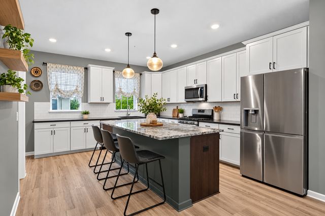 393 Rum River Way, Anoka, MN 55303