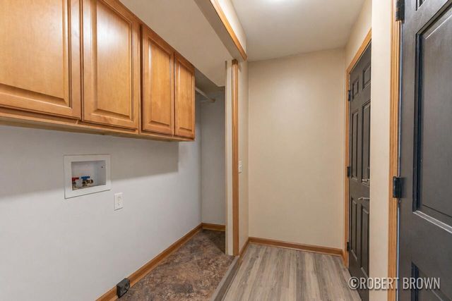 2074 Wolfboro Drive Se, City Of Kentwood, MI 49508
