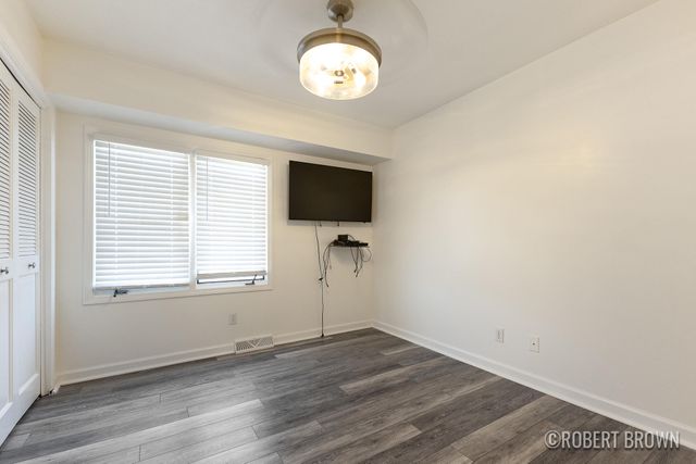 2074 Wolfboro Drive Se, City Of Kentwood, MI 49508