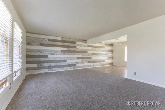 2074 Wolfboro Drive Se, City Of Kentwood, MI 49508