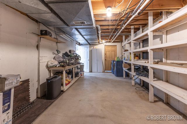 2074 Wolfboro Drive Se, City Of Kentwood, MI 49508