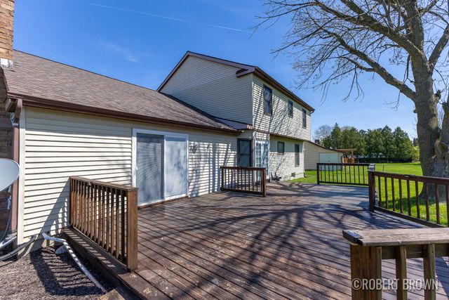 2074 Wolfboro Drive Se, City Of Kentwood, MI 49508