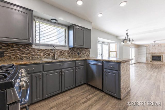 2074 Wolfboro Drive Se, City Of Kentwood, MI 49508