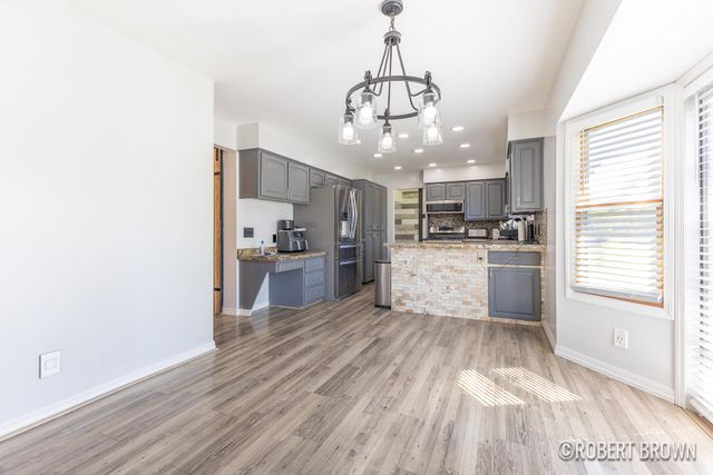 2074 Wolfboro Drive Se, City Of Kentwood, MI 49508