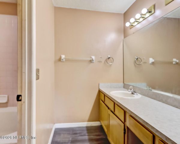 8479 THREE CREEKS Boulevard, Jacksonville, FL 32220