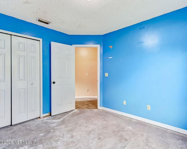 8479 THREE CREEKS Boulevard, Jacksonville, FL 32220