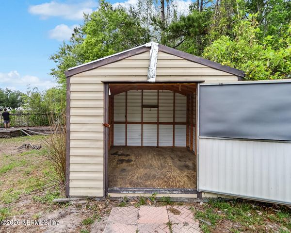 8479 THREE CREEKS Boulevard, Jacksonville, FL 32220