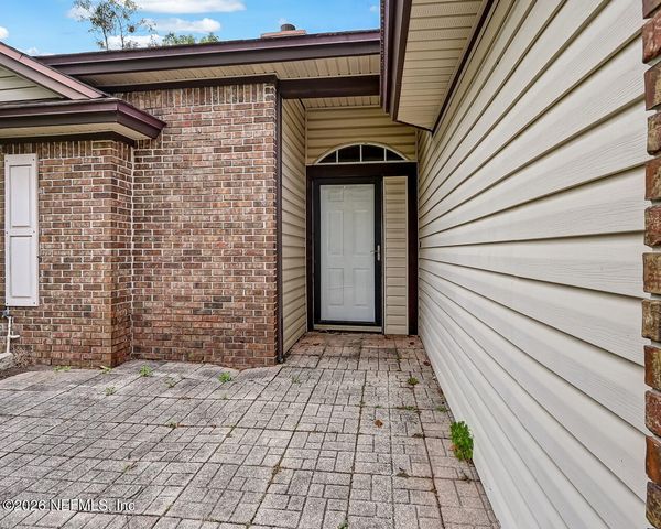 8479 THREE CREEKS Boulevard, Jacksonville, FL 32220