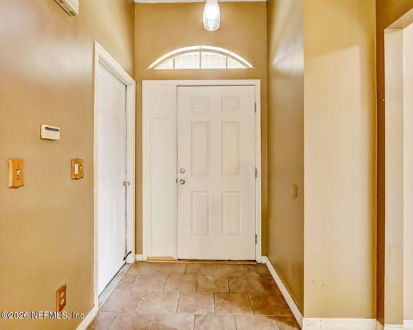 8479 THREE CREEKS Boulevard, Jacksonville, FL 32220