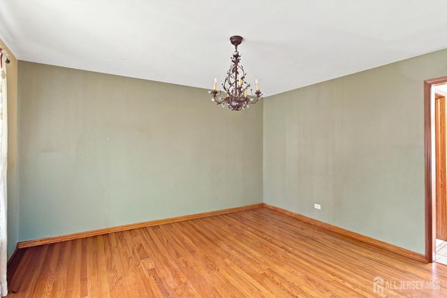 126 N Hill Road, Colonia, NJ 07067