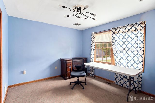126 N Hill Road, Colonia, NJ 07067