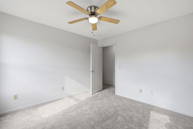 262 Kathleen Ct, Clarksville, TN 37043