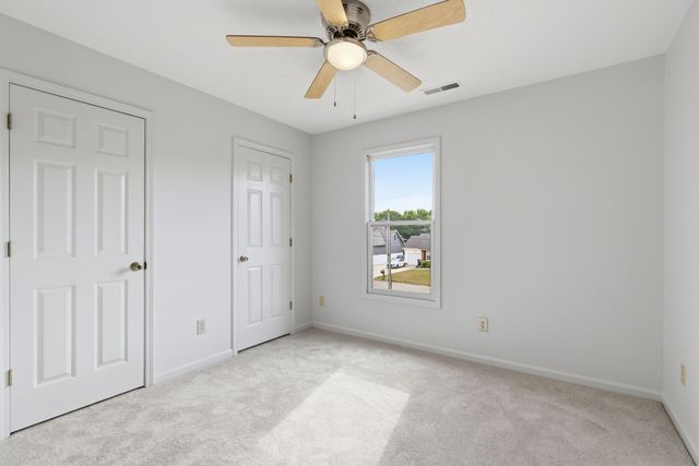 262 Kathleen Ct, Clarksville, TN 37043