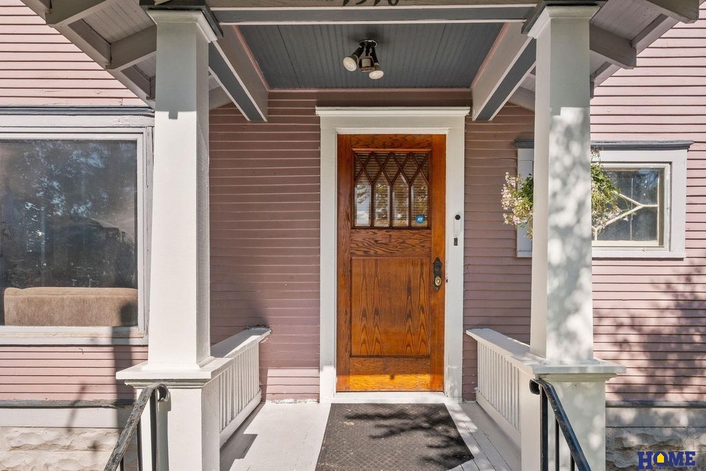 1316 S 23rd Street, Lincoln, NE 68502