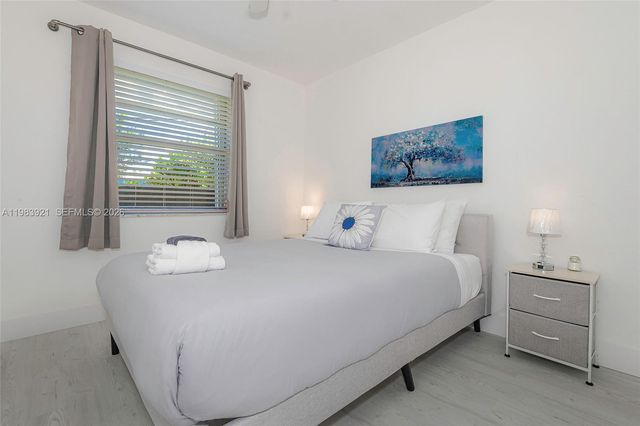 201 Columbus Pkwy, Hollywood, FL 33021