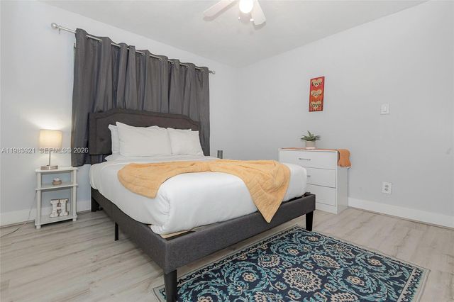 201 Columbus Pkwy, Hollywood, FL 33021