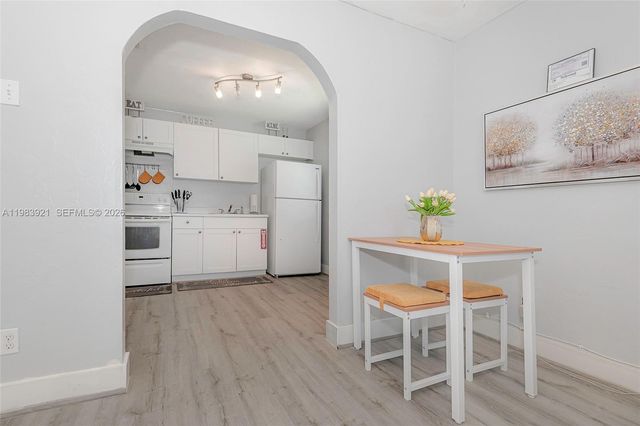 201 Columbus Pkwy, Hollywood, FL 33021