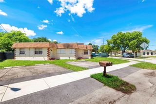 201 Columbus Pkwy, Hollywood, FL 33021