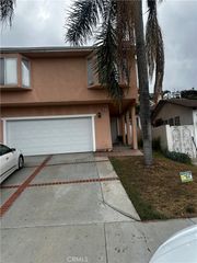 517 S Hewes B, Orange, CA 92869