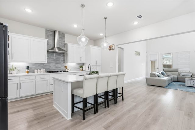 12959 Wimbledon Way, Farmers Branch, TX 75234