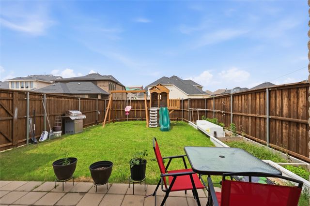 12959 Wimbledon Way, Farmers Branch, TX 75234