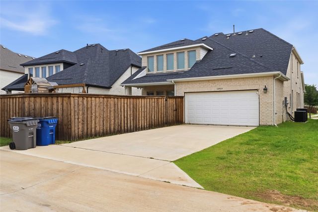 12959 Wimbledon Way, Farmers Branch, TX 75234