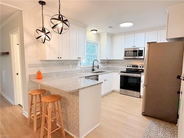 508 Marlin DR, Newport News, VA 23602