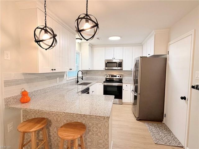 508 Marlin DR, Newport News, VA 23602