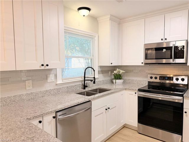 508 Marlin DR, Newport News, VA 23602