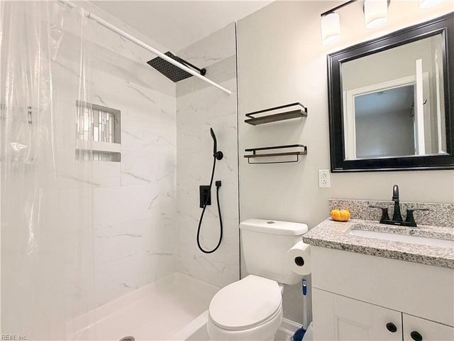 508 Marlin DR, Newport News, VA 23602