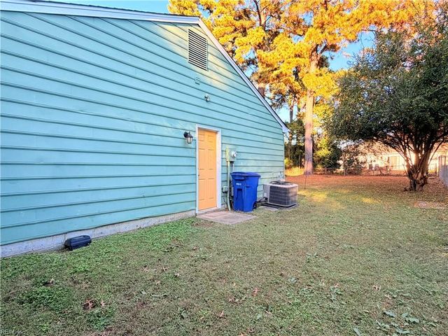 508 Marlin DR, Newport News, VA 23602