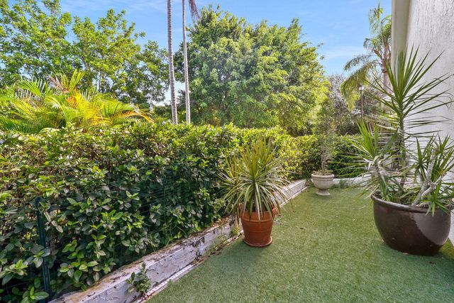 6191 Old Court Road 806, Boca Raton, FL 33433