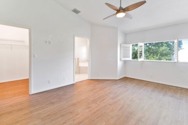 6191 Old Court Road 806, Boca Raton, FL 33433