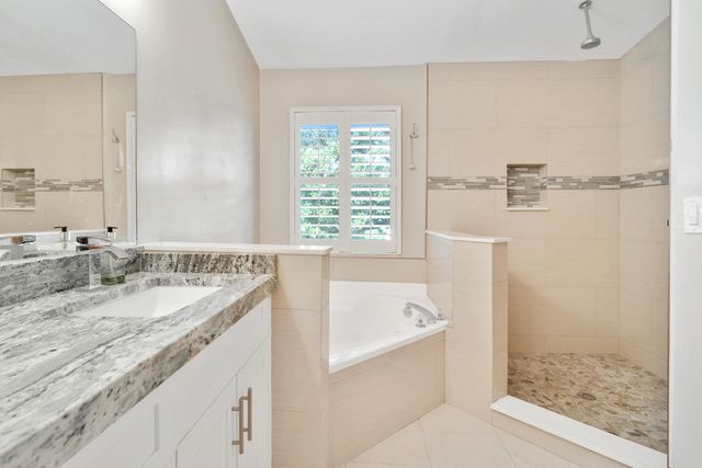 6191 Old Court Road 806, Boca Raton, FL 33433