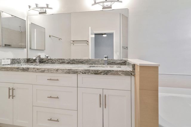 6191 Old Court Road 806, Boca Raton, FL 33433
